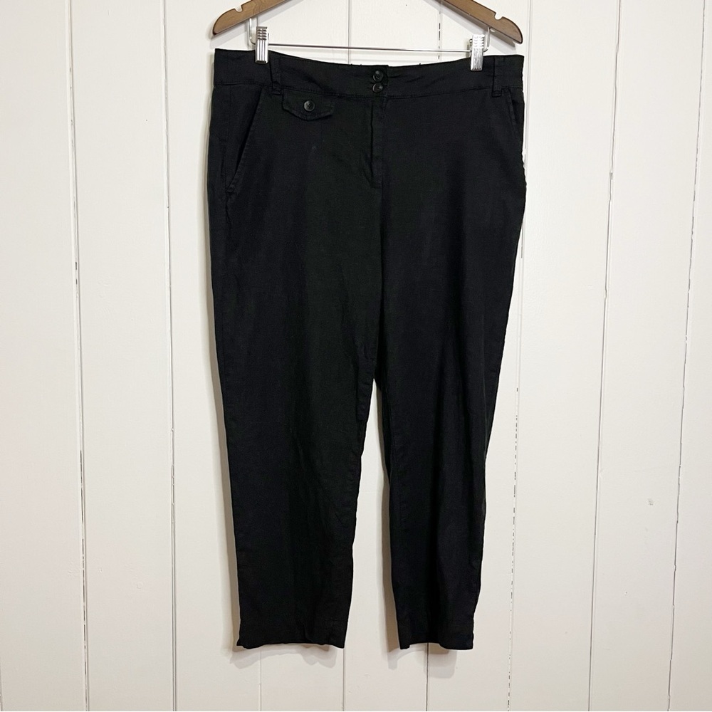 Black Linen Blend Capris.